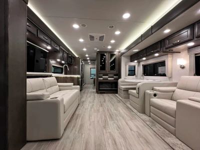 2025 Jayco SENECA PRESTIGE — engine compartment view