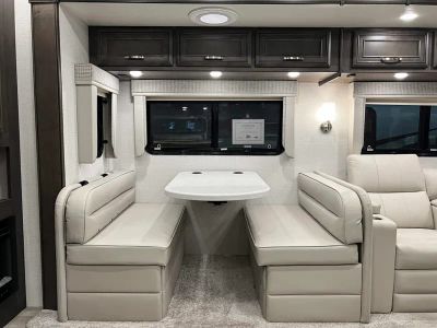 2025 Jayco SENECA PRESTIGE — photo 9 view