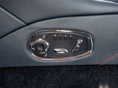 2019 Aston Martin DBS — photo 26 view