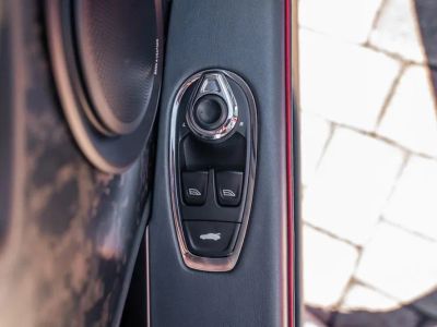 2019 Aston Martin DBS — photo 18 view