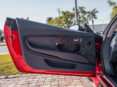 2019 Aston Martin DBS — photo 17 view
