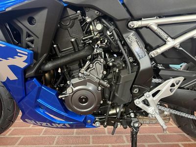 2026 Suzuki GSX-8R - Photo 12