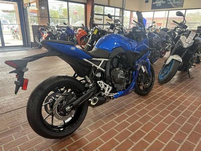 2026 Suzuki GSX-8R - Photo 5