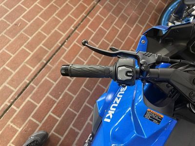 2026 Suzuki GSX-8R - Photo 15