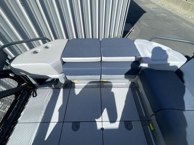 2025 Sea-Doo Switch Cruise Limited 21 - 230 hp Painted - Photo 12