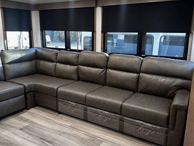 2026 KZRV Durango D339MLT - Photo 24