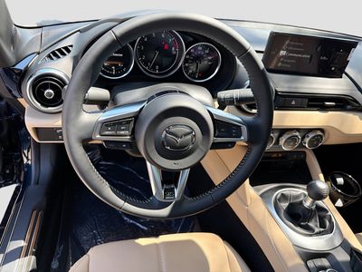 2026 Mazda MX-5 Miata - Photo 17