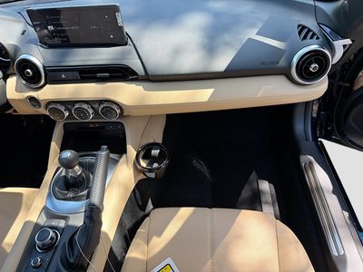 2026 Mazda MX-5 Miata - Photo 18