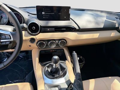 2026 Mazda MX-5 Miata - Photo 19