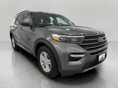 2024 Ford Explorer XLT 4WD in Carbonized Gray Metallic — front three-quarter view
