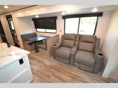 2026 Jayco Jay Flight SLX - Photo 8