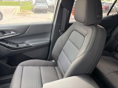 2026 Chevrolet Equinox — photo 32 view
