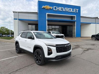 2026 Chevrolet Equinox 1PT26 — front three-quarter view