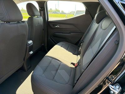 2027 Chevrolet Bolt - Photo 13