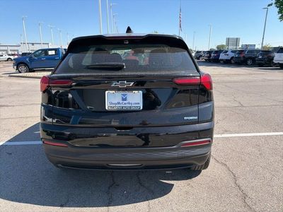 2027 Chevrolet Bolt - Photo 4