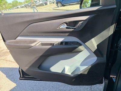 2027 Chevrolet Bolt - Photo 30