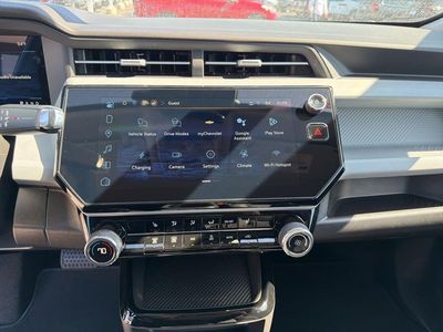 2027 Chevrolet Bolt - Photo 25