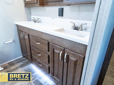 2018 Forest River RV Cedar Creek Silverback - Photo 21