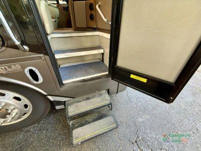 2023 Thor Motor Coach Aria — photo 11 view