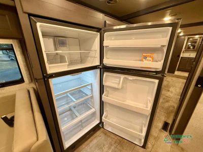 2023 Thor Motor Coach Aria — photo 38 view