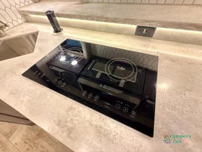 2023 Thor Motor Coach Aria — photo 34 view