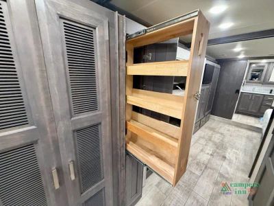 2023 Thor Motor Coach Aria — photo 40 view