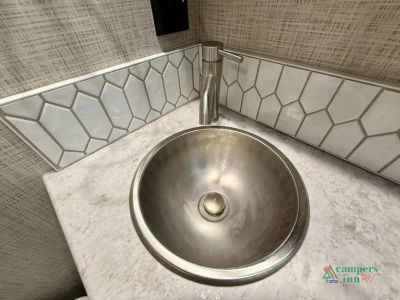 2023 Thor Motor Coach Aria — photo 47 view