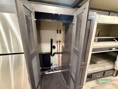 2023 Thor Motor Coach Aria — photo 39 view