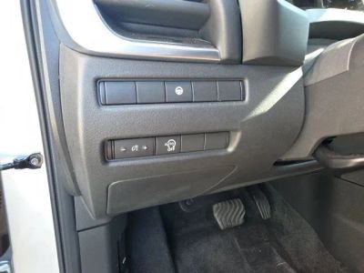 2023 Nissan Rogue — photo 14 view
