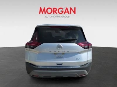2023 Nissan Rogue — detail view