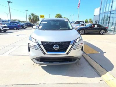 2023 Nissan Rogue — photo 9 view