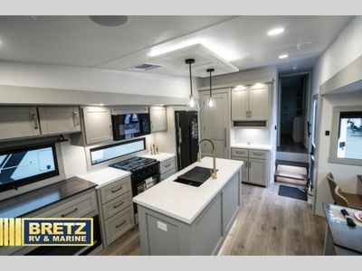 2026 Brinkley Model Z - Photo 12