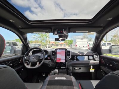 2026 Ram 1500 — photo 10 view