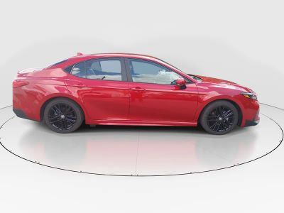 2025 Toyota Camry — photo 8 view