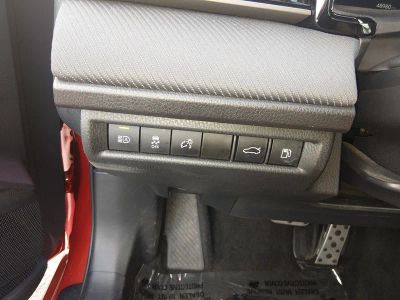 2025 Toyota Camry — photo 13 view