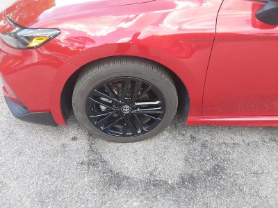 2025 Toyota Camry — photo 10 view