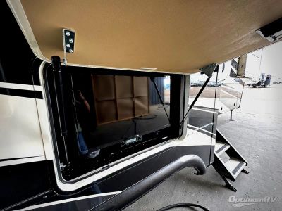 2020 DRV Mobile Suites - Photo 3