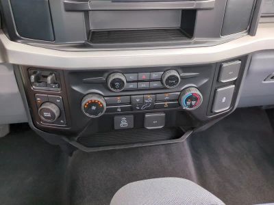 2026 Ford F-350SD — photo 13 view