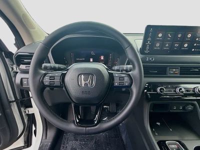 2026 Honda Pilot — photo 10 view
