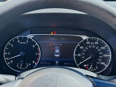 2023 Nissan Altima — photo 9 view