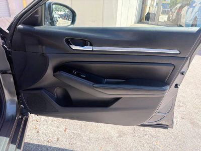 2023 Nissan Altima — photo 31 view