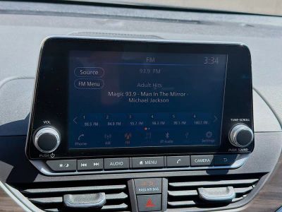 2023 Nissan Altima — photo 11 view