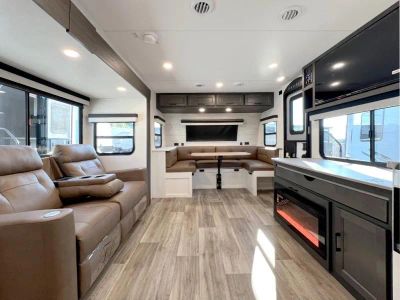 2026 Venture Stratus 282VFD - Photo 3