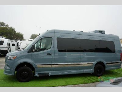 2026 Grech RV Strada-ion AWD — interior view