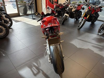2026 Ducati Panigale V4 - Photo 7