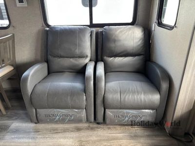 2023 Coachmen Catalina Legacy - Photo 8