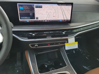 2026 BMW X5 — photo 24 view