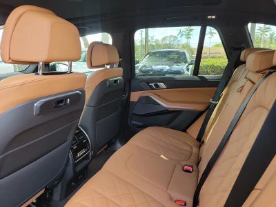 2026 BMW X5 — photo 10 view