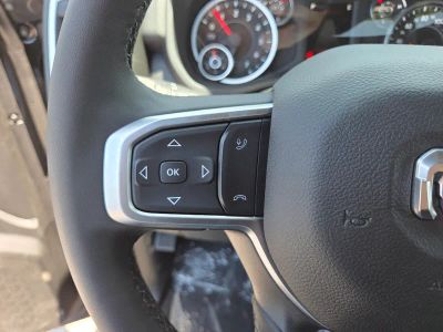 2026 Ram 2500 — photo 17 view