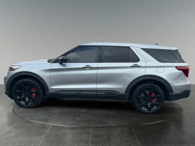 2022 Ford Explorer — detail view
